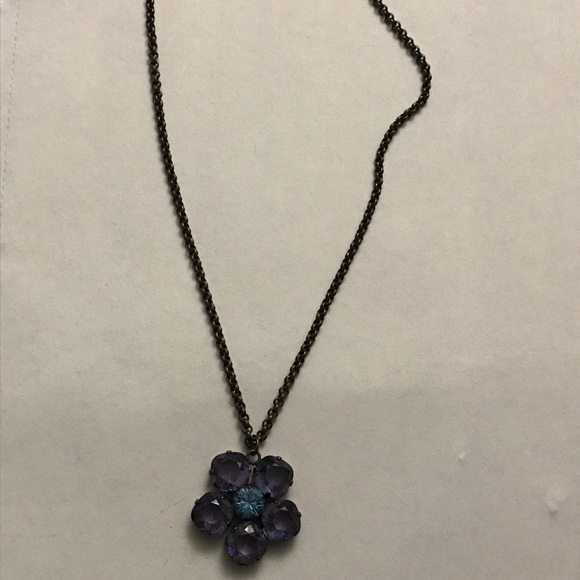 Catherine Popesco Large Stone Crystal Flower Necklace - Picture 6 of 8